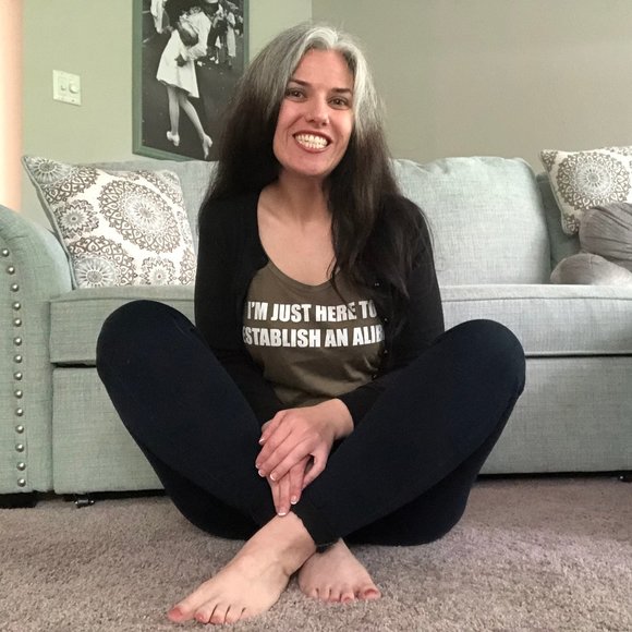 Meet your Posher, Heather - Picture 1 of 1